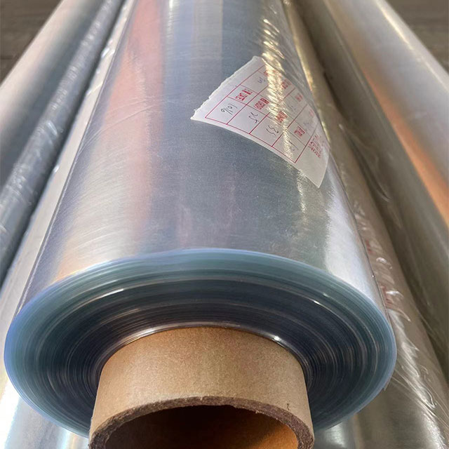 Rouleaux de film PVC transparent d'épaisseur 0,08 à 0,40 mm d'usine en Chine pour tentes extérieures et rideaux de douche